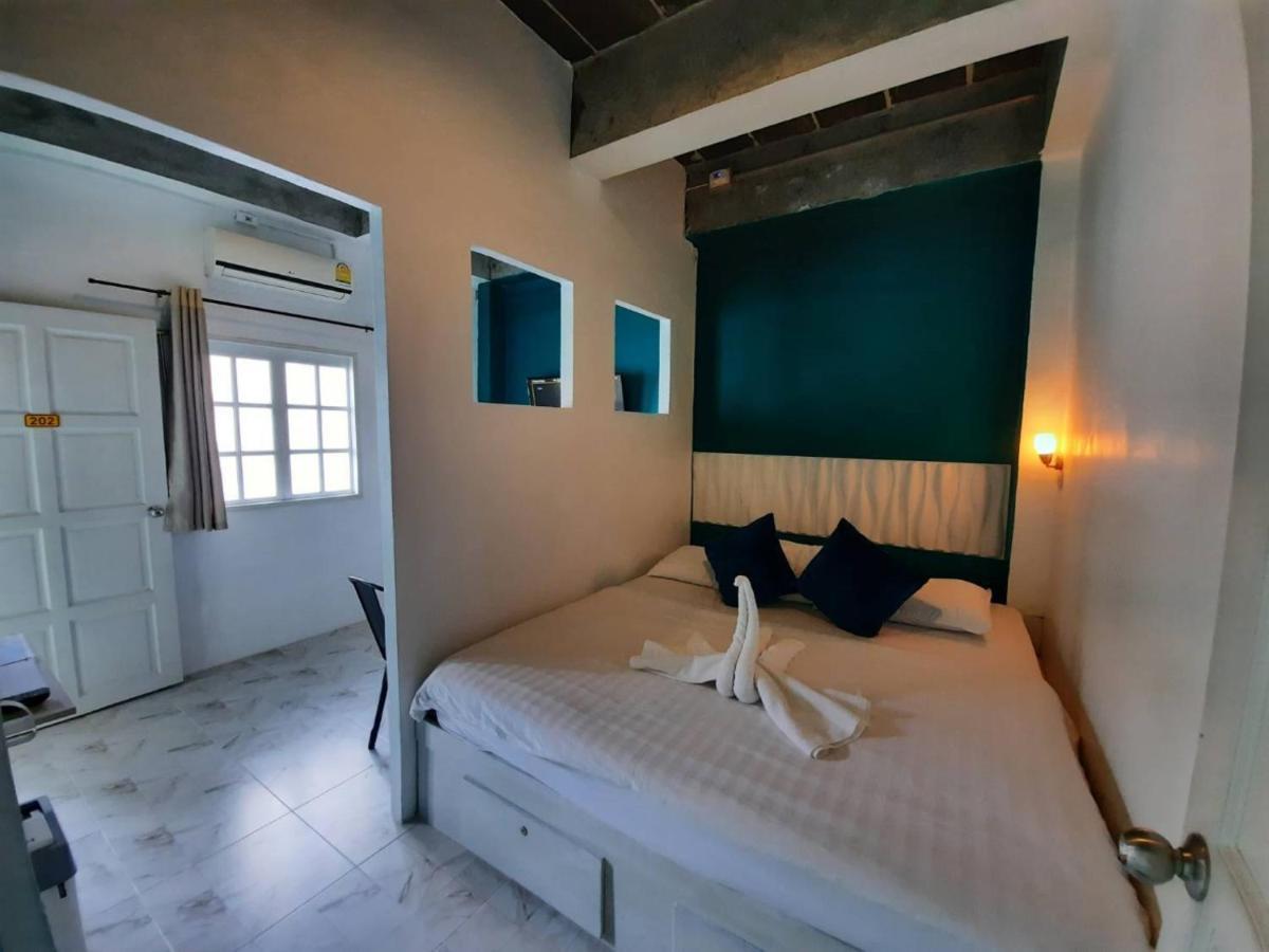 Phuket Best Stay Hostel מראה חיצוני תמונה
