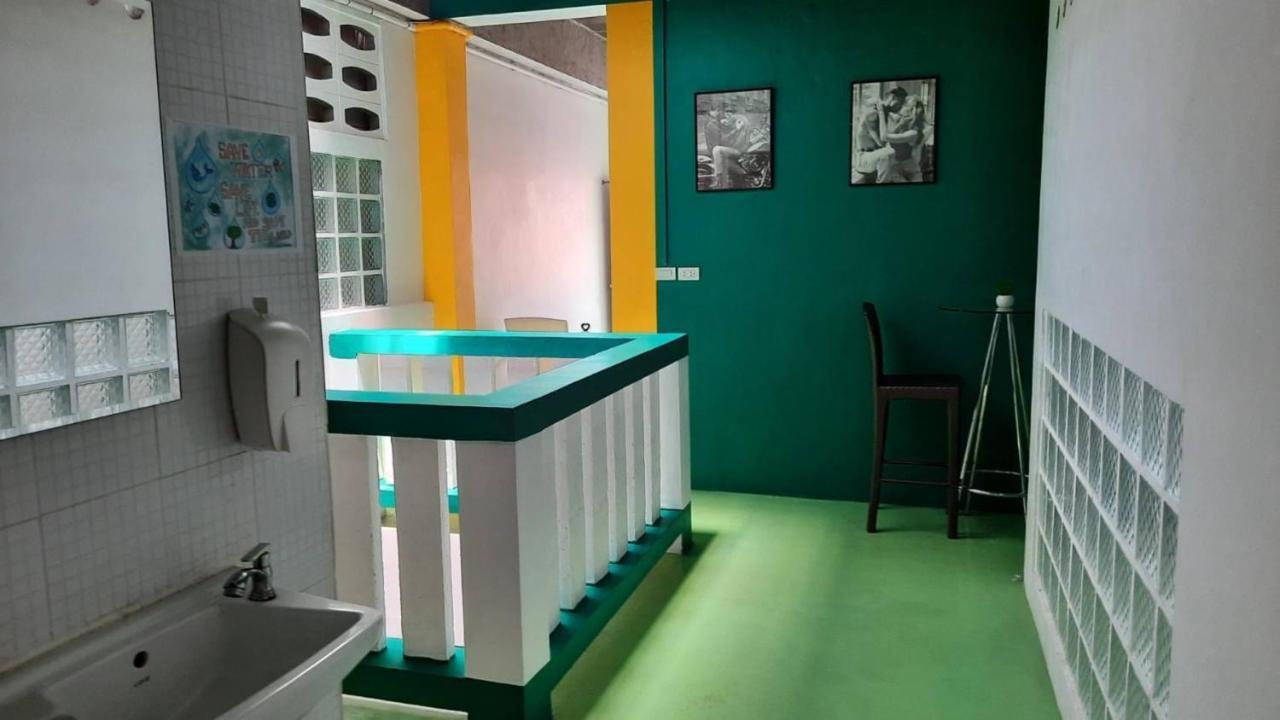 Phuket Best Stay Hostel מראה חיצוני תמונה