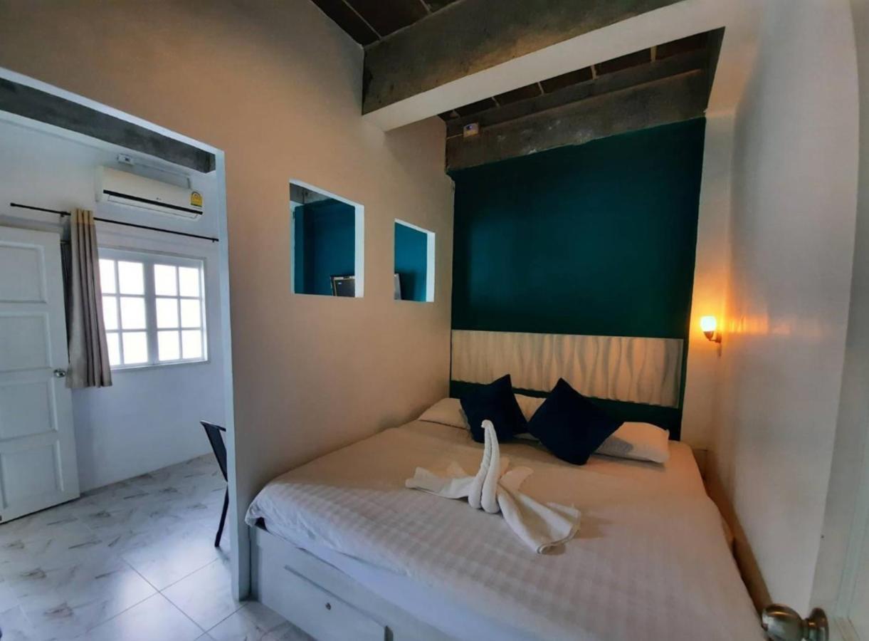 Phuket Best Stay Hostel מראה חיצוני תמונה